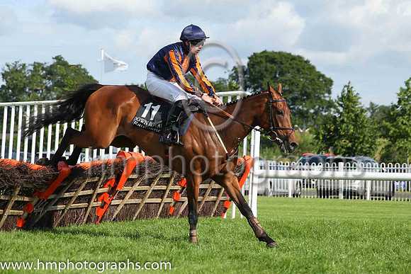 09th Shanes Passion and Kieran Callaghan(7) (11 ,blue, beige stripe ), Trainer:Jamie Albert Sloan , Owner:J.D. Birkmyre