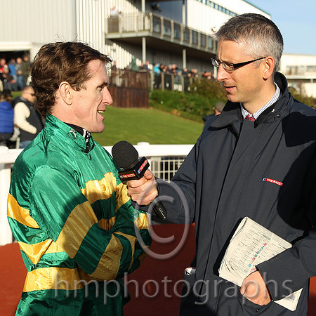 01 - AP McCoy WKD Hurdle - - CU2D9040-2