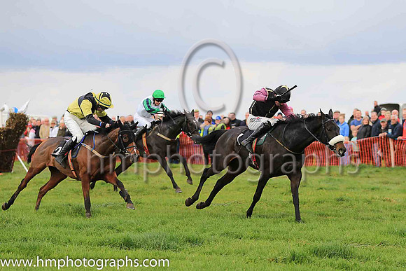 01st HIDE THE BISCUIT and J C Barry ( 1 , BLACK,yellow seams; mauve sleeves; black cap,yellow star ) Trainer: Mervyn Torrens,, Owner : Anne Torrens
