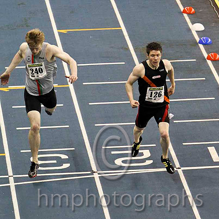 Ciaran Mackay (126) Clonliffe AC - Winner & Brendan Murphy (240 City of Lisburn 2nd  - Senior Men's B Final -FT8E0210-e