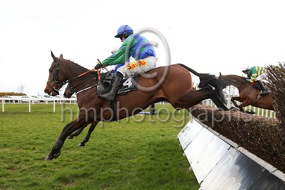 01st Biddy The Boss and S W Flanagan ( 4 , blue, green diamonds ) Trainer - G P Cromwell , Owner - Kilbriens Syndicate