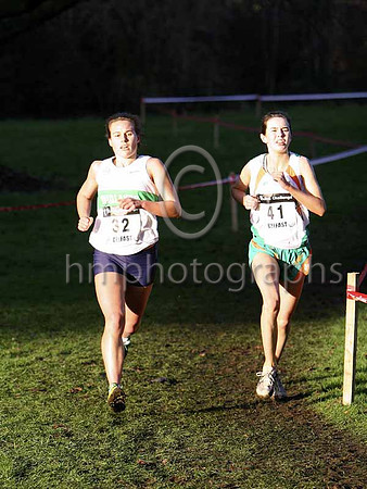 Stacey Johnson (32) Midland COunties, 22nd in 21,45 & Suzanne Huet (41) Ireland, 2oth in 21.40 - IMG_6782-e3a4j