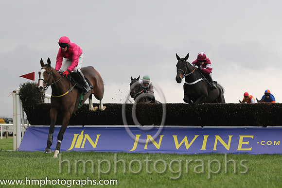 01 Apache Stronghold and P Carberry - - 01st (1 ,cerise ) Trainer - N Meade