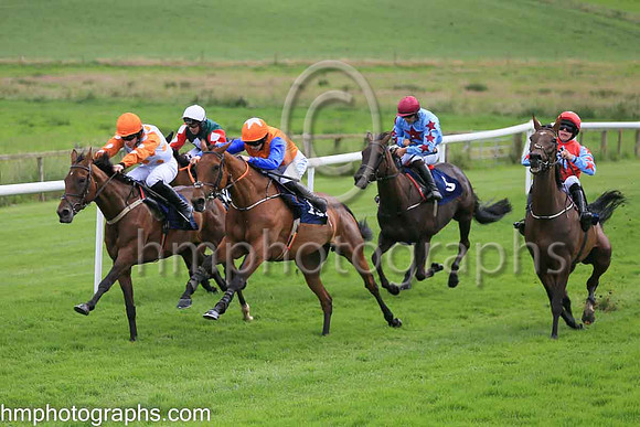 01st Diamondinthemud (5 , light blue, red star ) Jockey: Conor Orr , Trainer: Nigel Thomas Slevin