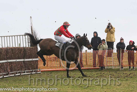 04th Notnowlove ( 2 )  M McCrory - Trainer: Nessa Toher - red, emerald green chevrons