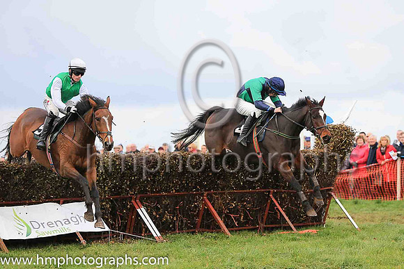 DR MOLONEY and B G Crawford ( 4 , DARK BLUE  EMERALD GREEN QTD; dark blue  emerald green hlvd sleeves; dark blue cap ) Trainer: S.R.B. Crawford,, Owner : Geoff Ramsey