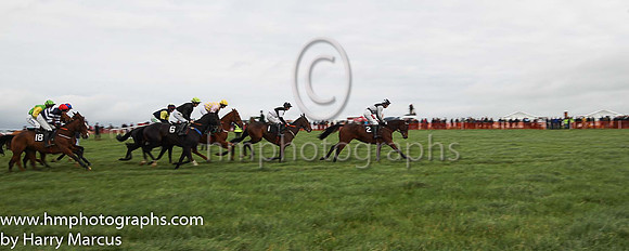 01st WEAKFIELD and A J Fox ( 18 , DARK BLUE  WHITE HOOPS; dark blue  white hooped sleeves; red cap ) Trainer: Gavin Cromwell , Owner : Racing Partnership Danestown