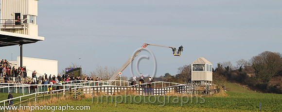 Finish of Race 3 at Downpatrick - FT8E1254-76