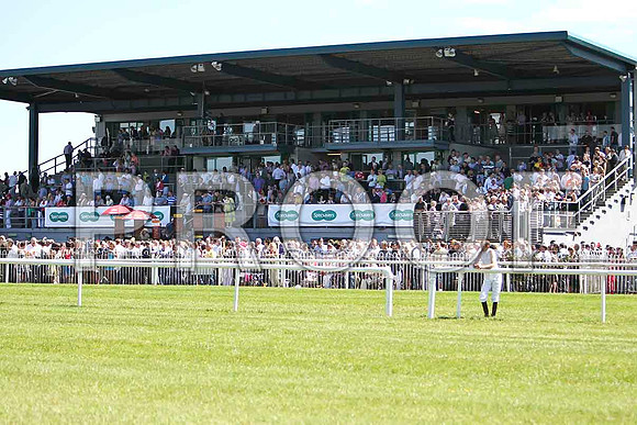 The Grandstand - CU2D0201-e
