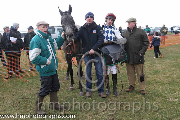 01st Fagan ( 1 )  Derek O'Connor - Trainer: I R Ferguson - navy and white diamonds
