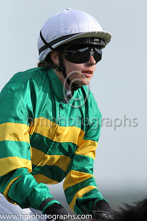 11 Egyptian Warrior and Anastasia O'Brien - - 11th (7 ,emerald green and orange hooped ) Trainer - A P O'Brien