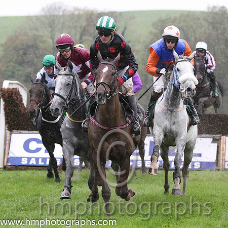 01 Ipsos Du Berlais & D N Russell - winner (3, maroon, white star) , 05 Barake Boy & J L Cullen - 5th (1, black, red spots) & 02 Ocean Bright & C D Maxwell - 2nd (9, royal blue, orange star) - FT8E904