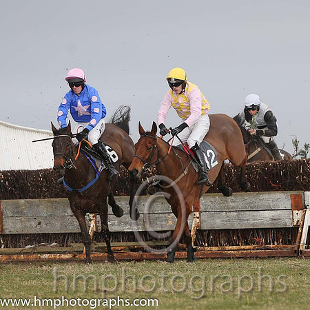 08th PU Hopefordebest ( 6 )  B O'Neill - Trainer: Colin Bowe - blue, gold star and 06th Infantry Soldier ( 12 )  P D Collins - Trainer: Warren Ewing - yellow and pink check
