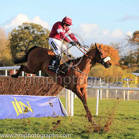 02nd Outlander and R Walsh ( 1 , maroon, white star, maroon cap ) Trainer - G Elliott , Owner - Gigginstown House Stud