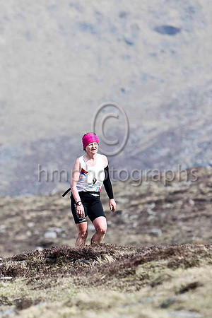 Mandy Goth - Todmorden Harriers - 143rd, 29th woman in 4.19.57 - FT8E1929-e
