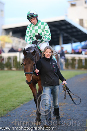 Race 7 4th - Rathvilly Grand (IRE) (6 ) Jockey: Mr B O'Neill (3) - Trainer: Miss T L Cogan - green and white check