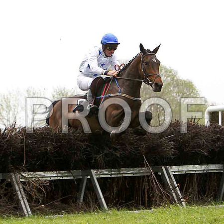 Nanna Maura , Winner , Jockey - G B Watters - FT8E2592-e