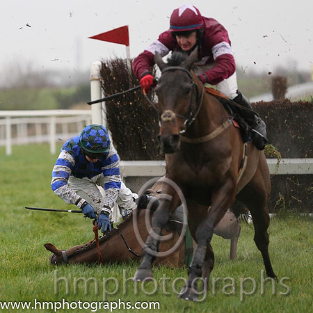 07 The Housekeeper and Sean Flanagan - F - 07th (8 ,brown, white sash ) Trainer - David Harry Kelly  02 Empire of Dirt and Kevin Sexton - - 02nd (2 ,maroon, white star ) Trainer - C A Murphy