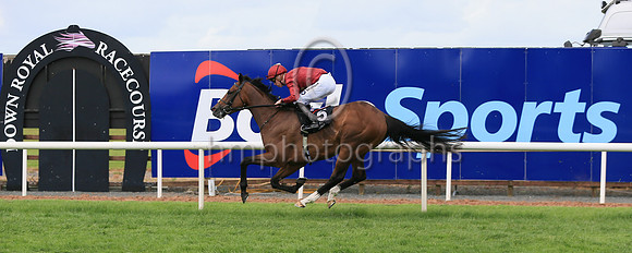01st Spartan Army (5 red, orange hoops ) Jockey: Shane Crosse , Trainer: Joseph Patrick O'Brien