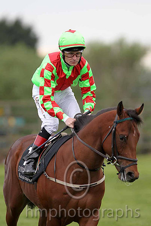 R4-  Braehead 5th, Jockey P J Smullen - FT8E0480-e