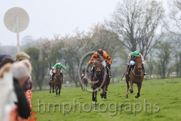 01st Escape Footwear ( 1 ) and B O'Neill - Trainer : Colin Bowe - orange, orange and black star sleeves