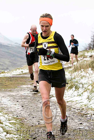 Sharon Trimble - North Belfast Harriers, Ist Women in 36.56  - FT8E8078-e2