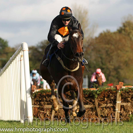01 The King of Brega & R C Colgan - winner (12, black, orange disc) - FT8E9912-39