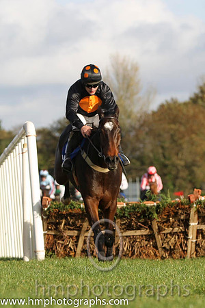 01 The King of Brega & R C Colgan - winner (12, black, orange disc) - FT8E9911-38