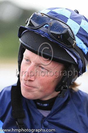 01st Tornado Watch and M P Fogarty ( 1 , dark blue and light blue diabolo ) Trainer - Jonathan Fogarty , Owner - Mrs Mary Frances Fogarty