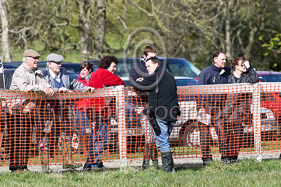Spectators - IMG_9580-e2