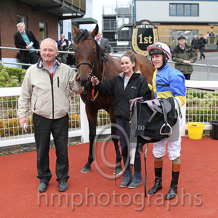 01st Knights Templar ( 1 , royal blue, yellow qtrd ) and G.P. Halpin (5) - Trainer : Patrick J.Flynn - Owner : S.P. Girvan