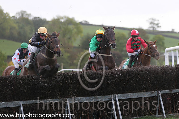 04th Waltz Legend and J Cresswell - - 04thth (10 ,black, gold sash ) Trainer - Liam Lennon