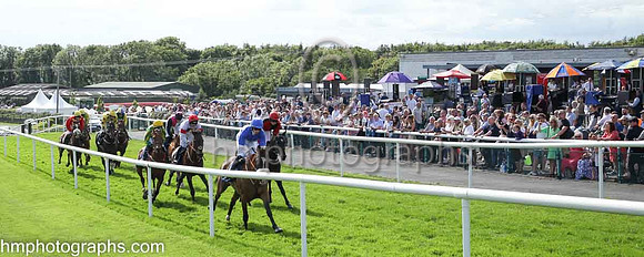 01st Typical Thomas (9 , blue, white diabolo ) Jockey: Peter Smithers7 , Trainer: James Andrew Fahey