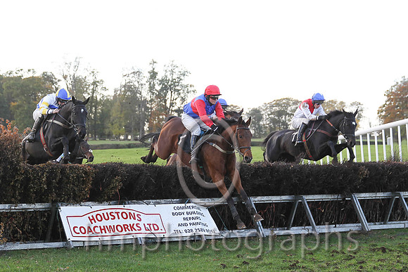 01st American Image and J Cresswell ( 1 , ROYAL BLUE,red hoop; red sleeves; red cap ) Trainer: S. Michael Millar,, Owner : S. Michael Millar