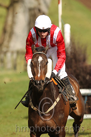 01st ANSEANACHAI CLISTE and M McConville ( 9 , RED  WHITE STRIPES; red, plain sleeves; white cap ) Trainer: Stephen McConville,, Owner : Michael McConville