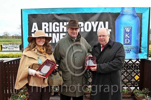 WKD Hurdle Prizegiving - CU2D4540-e2