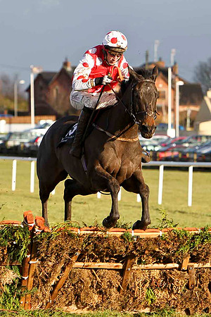 Breeze With Ease 3rd, Jockey E J O'Connell -   FT8E9917-e