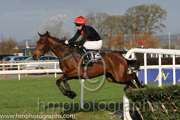 01 Scooping and C D Maxwell - - 01st (12 ,black, red panel ) Trainer - E D Delany