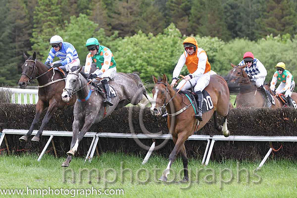 01 KnockYourSocksOff & J J Codd - winners (10, orange, white epaulettes ) - FT8E6656-29