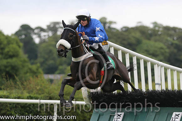 03 Smiler & Mr M J O'Connor - 3rd (2, blue, white stars on sleeves - AA1V0704