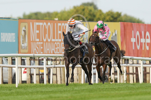 01st Hazy Mehmory (10 , white ) Jockey: C T Keane , Trainer: G M Lyons