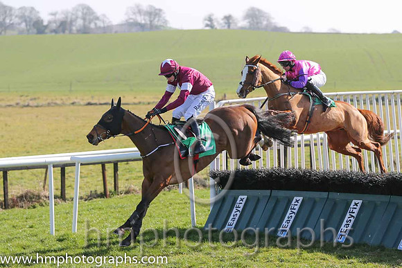 03rd - Utmost Zeal (02)  B J Cooper < Trainer : G Elliott  maroon, white star  06th - Cabra Cruizor (09)  M J Bolger < Trainer : W G Rankin  pink, purple sleeves