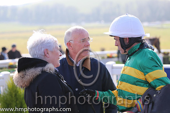 01st - Salsa Sensation (07)  R Walsh < Trainer : T M Walsh  orange and green hoops