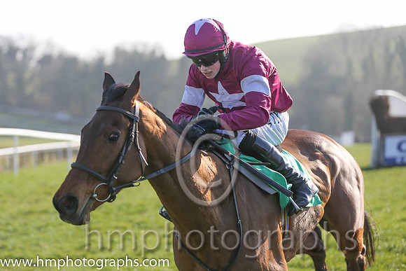 09th PU - Allied Victory (04)  B J Cooper  Trainer : M F Morris  maroon, white star