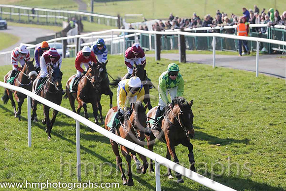 06th - Idlewild(04)  D R Fox (3)  Trainer : M M McNiff  blue, yellow sashes  04th - Fiery Oscar (03)  A E Lynch  Trainer : R Sweeney  green, light green check