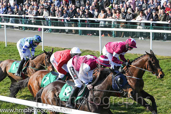 03rd - Sir Ector (USA) (08)  D E Mullins  Trainer : J J Lambe  maroon, white star,white sleeves  02nd - Cape Glory (02)  B J Cooper  Trainer : G Elliott  maroon, white star