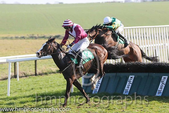 01st - Feel The Air (12)  D R Fox (3)  Trainer : M M McNiff  maroon, white chevron  03rd - Jumptoconclusions (08)  D J Mullins (5)  Trainer : E J O'Grady  orange and green hoops