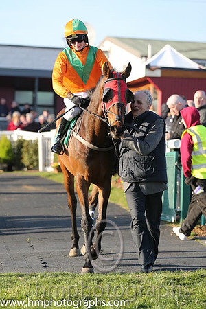 03rd - Illusion Of Time (03)  Mr R Kavanagh (7)  Trainer : R K Watson  orange, green chevron