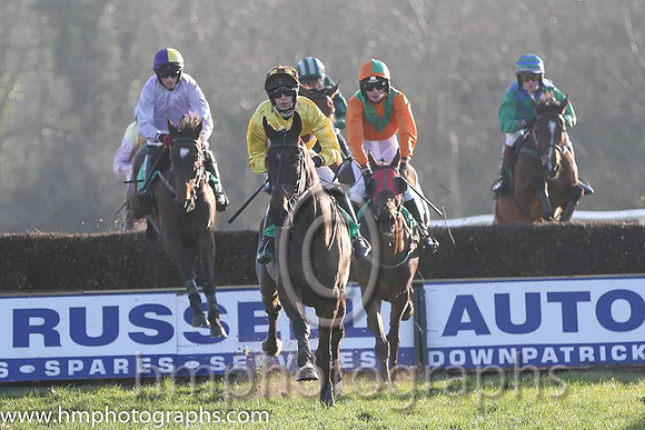 01st - Lord Fingal (04)  Mr S Clements (5)  Trainer : J T R Dreaper  yellow, brown hoop
