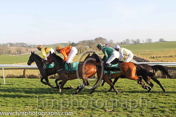 03rd - Illusion Of Time (03)  Mr R Kavanagh (7)  Trainer : R K Watson  orange, green chevron